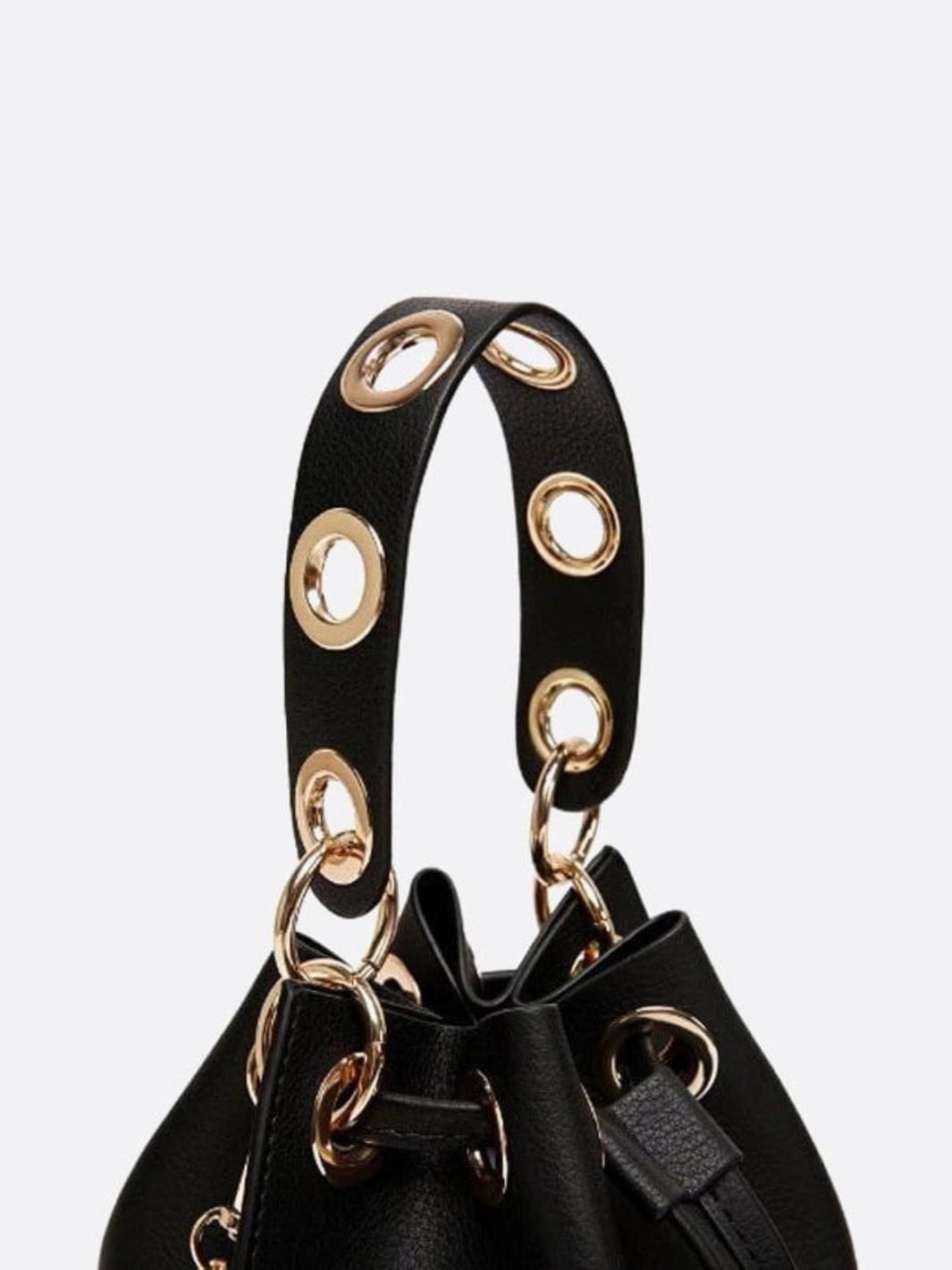 Bolso pequeño tipo cubo de piel<br>Minerva