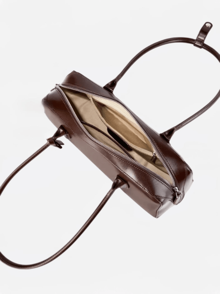 Bolso baguette de piel<br> <br>Sésame