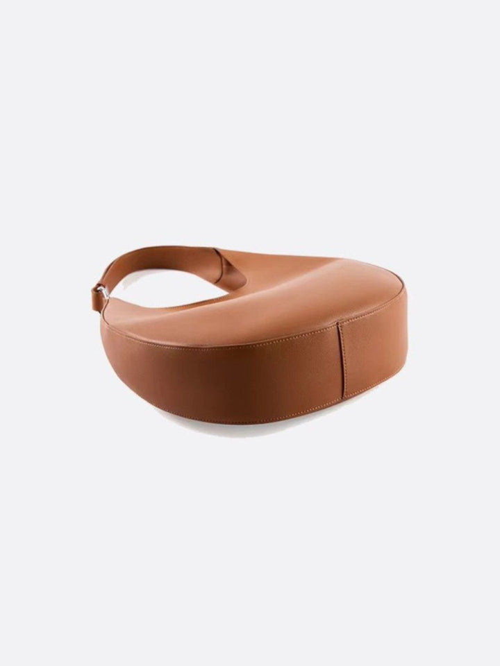 Bolso de piel en forma de media luna<br> Songe