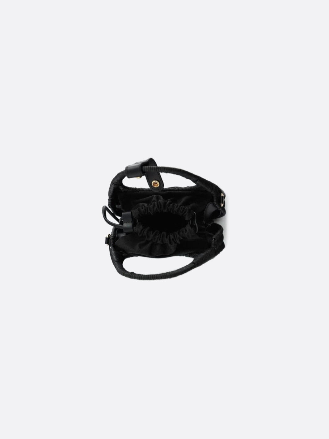 Bolso de ratán negro<br>Nera